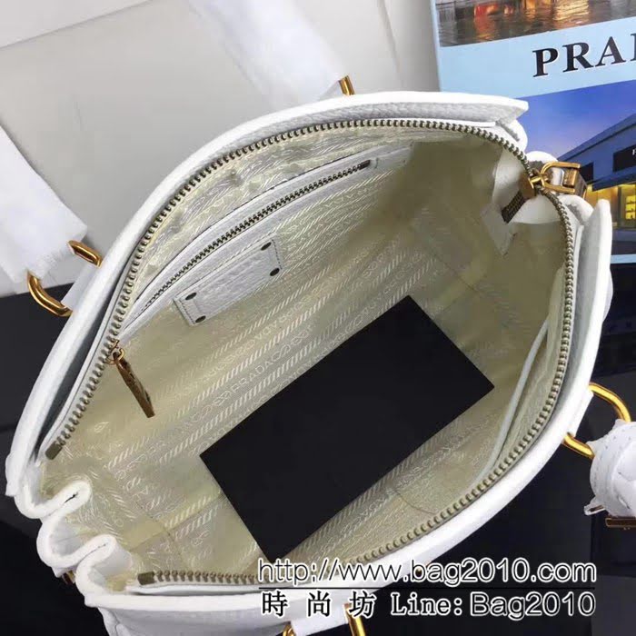 普拉達PRADA原單 最新爆款 1BA106-2原單荔枝紋牛皮 手提肩背包 PHY1541